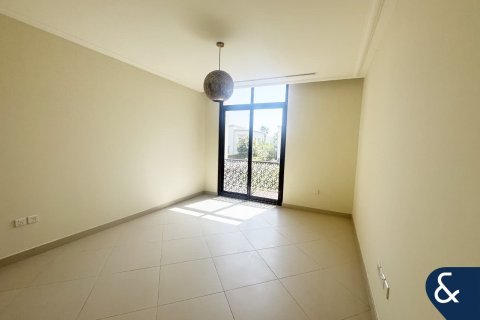 فيلا للإيجار في Arabian Ranches 2، دبي، الإمارات العربية المتحدة 6 غرفة نوم ، 558 متر مربع ، رقم 668019 - صورة 6