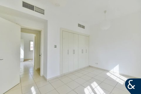 Villa in The Springs, Dubai, UAE 2 bedrooms, 157 sq.m. № 668015 - photo 8