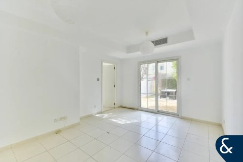 Villa in The Springs, Dubai, UAE 2 bedrooms, 157 sq.m. № 668015 - photo 2