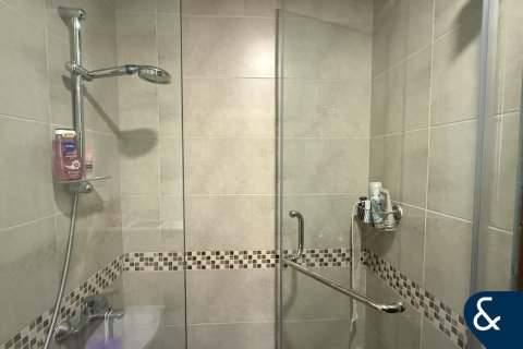 Business Bay, Dubai, UAE의 임대용 아파트 침실 2개, 83제곱미터 번호 668018 - 사진 6