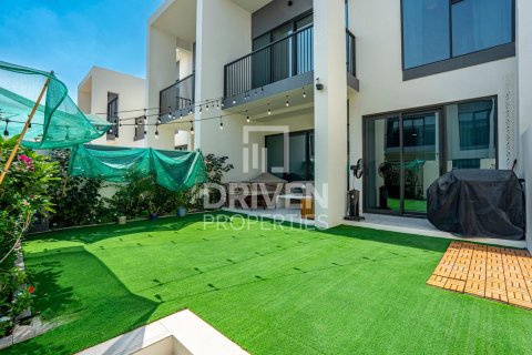 Villetta a schiera in vendita a Town Square, Dubai, EAU 3 camere da letto, 194 mq. № 654415 - foto 16