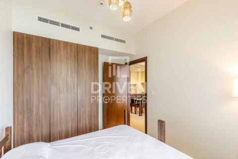 Apartmen di Business Bay, Dubai, UAE 2 bilik tidur, 85 meter persegi № 654416 - foto 9