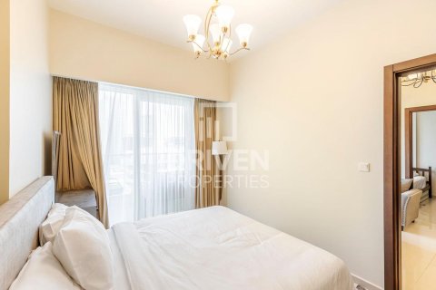 Apartmen di Business Bay, Dubai, UAE 2 bilik tidur, 85 meter persegi № 654416 - foto 12
