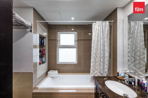Řadový dům v Dubai, SAE 3 ložnice, 283.7 m² Č.: 630496 - fotografie 12