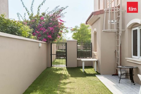 Řadový dům v Dubai, SAE 3 ložnice, 283.7 m² Č.: 630496 - fotografie 8