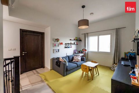 Řadový dům v Dubai, SAE 3 ložnice, 283.7 m² Č.: 630496 - fotografie 4