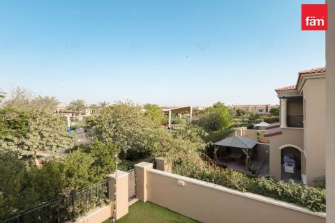 Řadový dům v Dubai, SAE 3 ložnice, 283.7 m² Č.: 630496 - fotografie 13