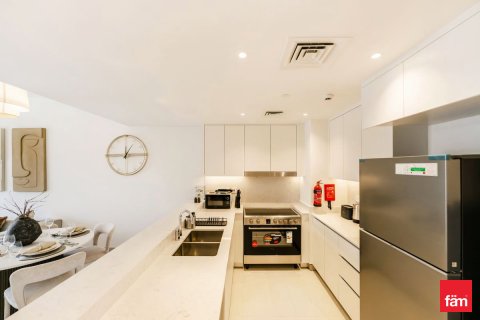 Apartament në Dubai, Emiratet e Bashkuara Arabe 2 dhoma gjumi, 105.4 m2. № 635722 - Foto 11
