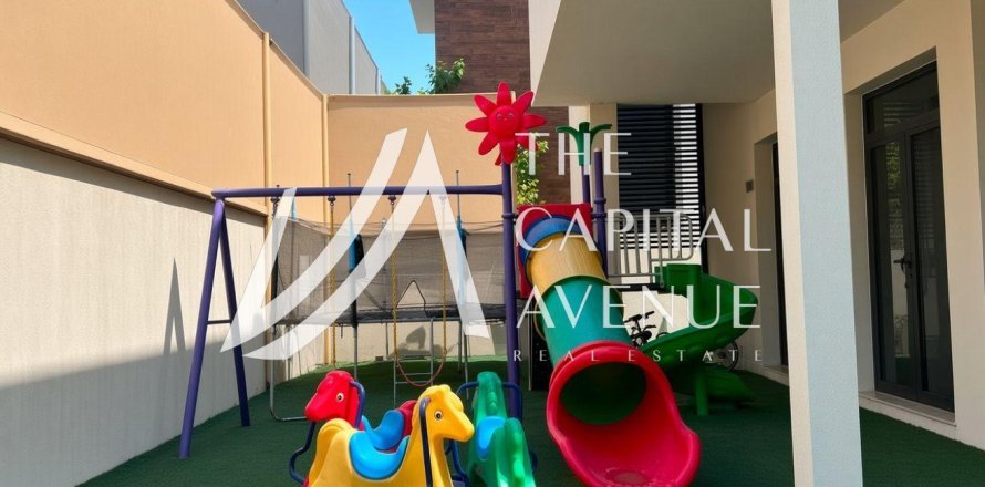 Villa  Yas Island, Abu Dhabijā, AAE 4 istabas, 499.54 m2 Nr. 759924