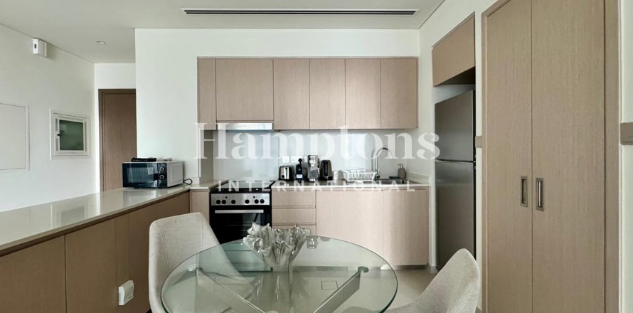 Huoneisto Palm Jumeirah, Dubai, Arabiemiraatit 1 makuuhuone, 74.7897 m2 № 759929