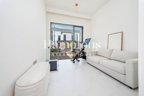 Villa en alquiler en Arabian Ranches 3, Dubai, EAU 5 dormitorios, 610.00109800 m2 № 759928 - foto 18