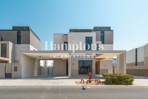 Villa en alquiler en Arabian Ranches 3, Dubai, EAU 5 dormitorios, 610.00109800 m2 № 759928 - foto 2