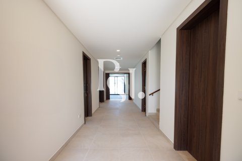 Saadiyat Island, Abu Dhabi, संयुक्त अरब अमीरात में विला, 5 बेडरूम, 1002 वर्ग मीटर, संख्या 717435 - फ़ोटो 2
