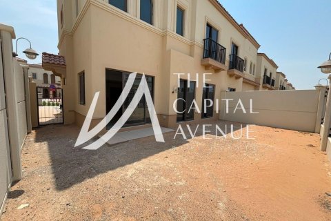 Townhouse de închiriat în Khalifa City, Abu Dhabi, EAU 3 dormitoare, 236.44 mp.  №759919 - poză 19