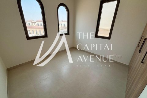 Townhouse de închiriat în Khalifa City, Abu Dhabi, EAU 3 dormitoare, 236.44 mp.  №759919 - poză 8