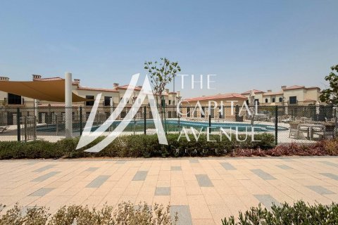 Townhouse de închiriat în Khalifa City, Abu Dhabi, EAU 3 dormitoare, 236.44 mp.  №759919 - poză 16