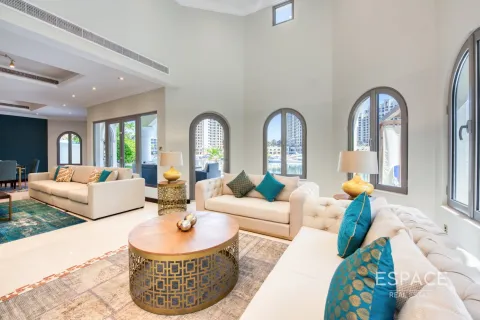 וילה למכירה ב Palm Jumeirah, Dubai, איחוד האמירויות  4 חדרי שינה, 465 מ"ר, מספר 649769 - תמונה 4
