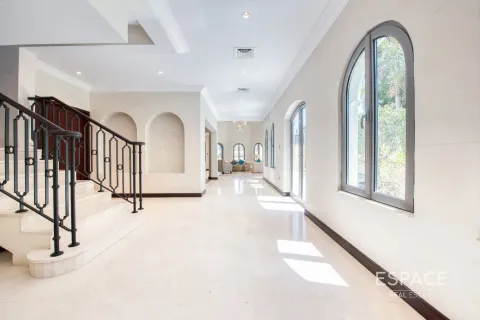 וילה למכירה ב Palm Jumeirah, Dubai, איחוד האמירויות  4 חדרי שינה, 465 מ"ר, מספר 649769 - תמונה 8