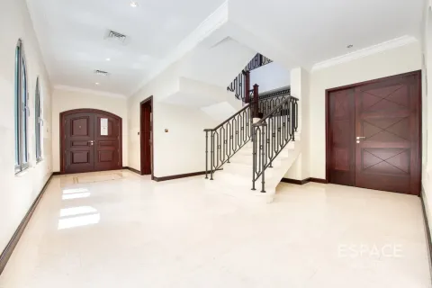 וילה למכירה ב Palm Jumeirah, Dubai, איחוד האמירויות  4 חדרי שינה, 465 מ"ר, מספר 649769 - תמונה 7