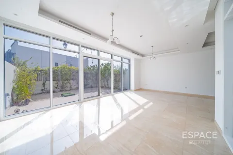 Townhouse in Al Furjan, Dubai, UAE 4 bedrooms, 287 sq.m. № 649768 - photo 4