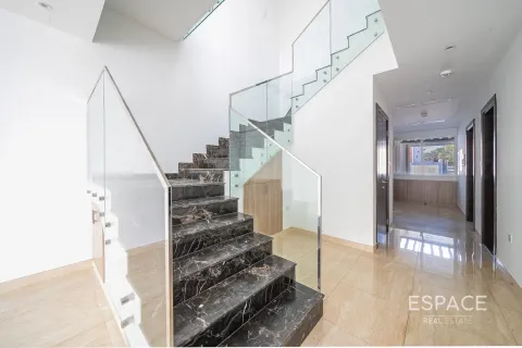 Townhouse in Al Furjan, Dubai, UAE 4 bedrooms, 287 sq.m. № 649768 - photo 9