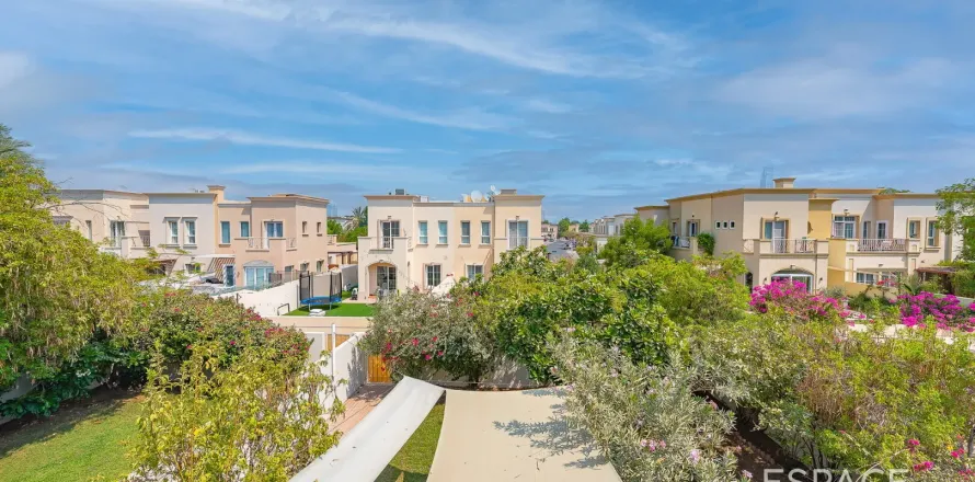 Villa in The Springs, Dubai, UAE 2 bedrooms, 167 sq.m. № 649766