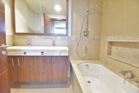 Lägenhet uthyres i Downtown Dubai (Downtown Burj Dubai), Dubai, UAE 3 sovrum, 195.8 kvm Nr. 669194 - fotografi 17