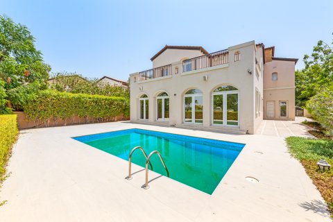 Villa in Jumeirah Golf Estates, Dubai, UAE 5 bedrooms, 781.96 sq.m. № 751118