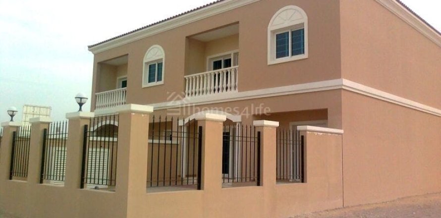 Rumah bandar di Jumeirah Village Circle, Dubai, UAE 3 bilik tidur, 317 meter persegi № 718109