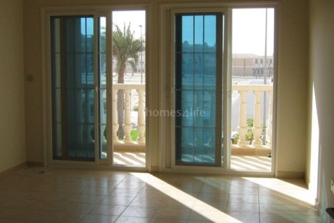 Townhouse in Jumeirah Village Circle, Dubai, UAE 3 bedrooms, 317 sq.m. № 718109 - photo 8