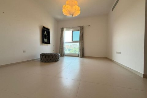 ویلا برای اجاره در Dubai Land، Dubai، امارات متحده عربی 4 خوابه ، 261 متر مربع ، شماره 718107 - تصویر 3