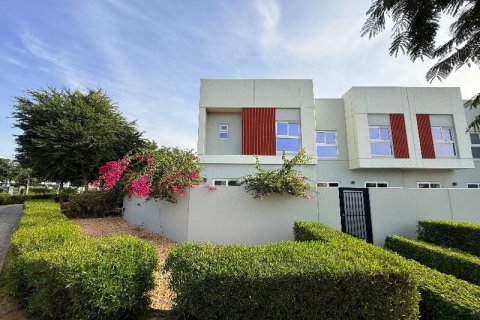 ویلا برای اجاره در Dubai Land، Dubai، امارات متحده عربی 4 خوابه ، 261 متر مربع ، شماره 718107 - تصویر 13
