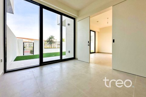 Rumah bandar di Town Square, Dubai, UAE 4 bilik tidur, 215.72 meter persegi № 733661 - foto 4