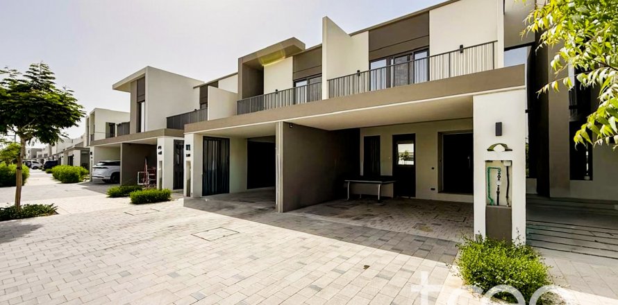 Tilal Al Ghaf, Dubai, UAE의 타운하우스 침실 3개, 146.97제곱미터 번호 733659
