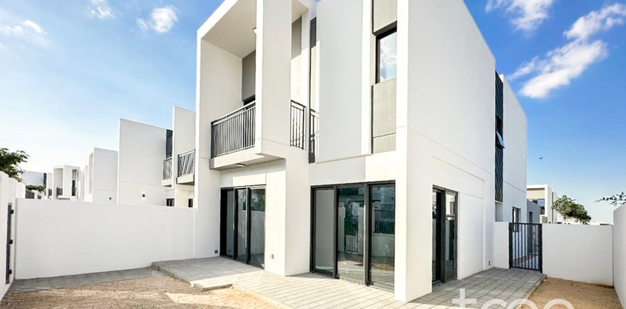 Townhouse sa Dubai, UAE 4 silid-tulugan, 216.74 sq.m. № 733658