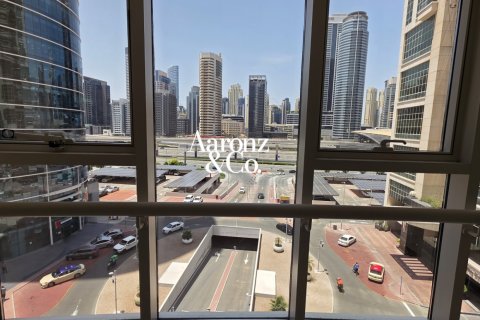Oficiu de închiriat în Jumeirah Lake Towers, Dubai, EAU 79 mp. №715743 - poză 12