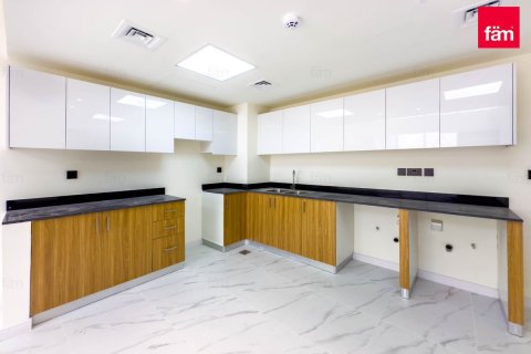 Rumah bandar di Dubai, UAE 3 bilik tidur, 106.9 meter persegi № 696804