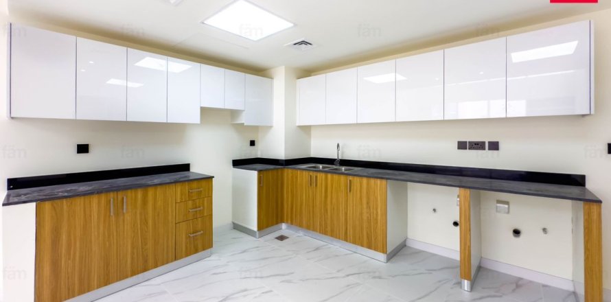 Townhouse sa Dubai, UAE 3 silid-tulugan, 106.9 sq.m. № 696804