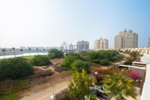 Townhouse in Al Hamra Village, Ras Al Khaimah, UAE 4 bedrooms, 255.5 sq.m. № 687949