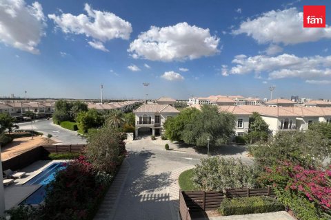 Villa para arrendamento em Dubai, EAU 4 quartos, 965 m2 № 687945 - foto 16