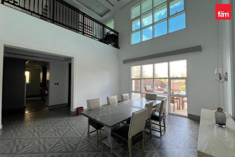 Villa para arrendamento em Dubai, EAU 4 quartos, 965 m2 № 687945 - foto 23