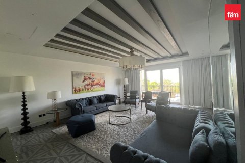 Dubai, BAE’de kiralık вилла 4 yatak odası, 965 m&sup2; No 687945 - fotoğraf 4