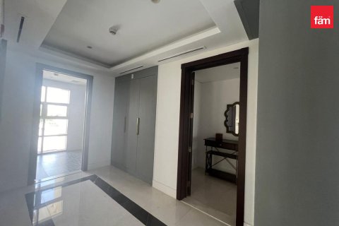 Villa para arrendamento em Dubai, EAU 4 quartos, 965 m2 № 687945 - foto 6