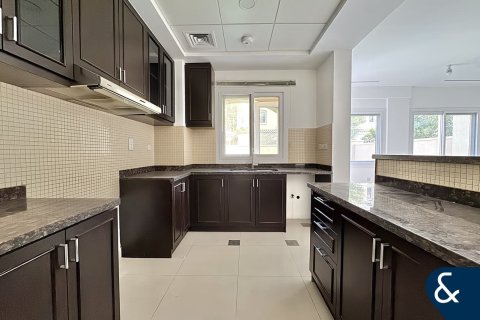 Townhouse sa Dubai Land, UAE 3 silid-tulugan, 169 sq.m. № 685163 - larawan 3