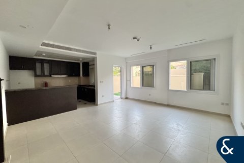 Townhouse sa Dubai Land, UAE 3 silid-tulugan, 169 sq.m. № 685163 - larawan 2