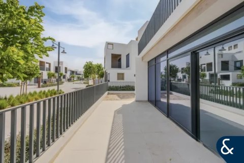 Willa do wynajęcia w Arabian Ranches 3, Dubai, ZEA 4 sypialnie, 301 mkw., nr 685168 - zdjęcie 15