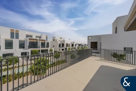 Willa do wynajęcia w Arabian Ranches 3, Dubai, ZEA 4 sypialnie, 301 mkw., nr 685168 - zdjęcie 14