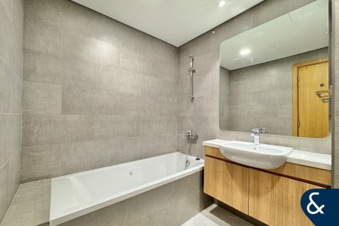 Shtëpi në qytet në Dubai Land, Dubai, Emiratet e Bashkuara Arabe 3 dhoma gjumi, 183 m2. № 685165 - Foto 17