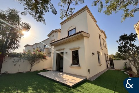 Reem, Dubai, UAE의 빌라 침실 4개, 250제곱미터 번호 685233