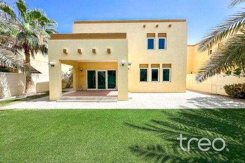 Villa in Jumeirah Park, Dubai, VAE: 3 Schlafzimmer, 327.67 m2 Nr. 733121